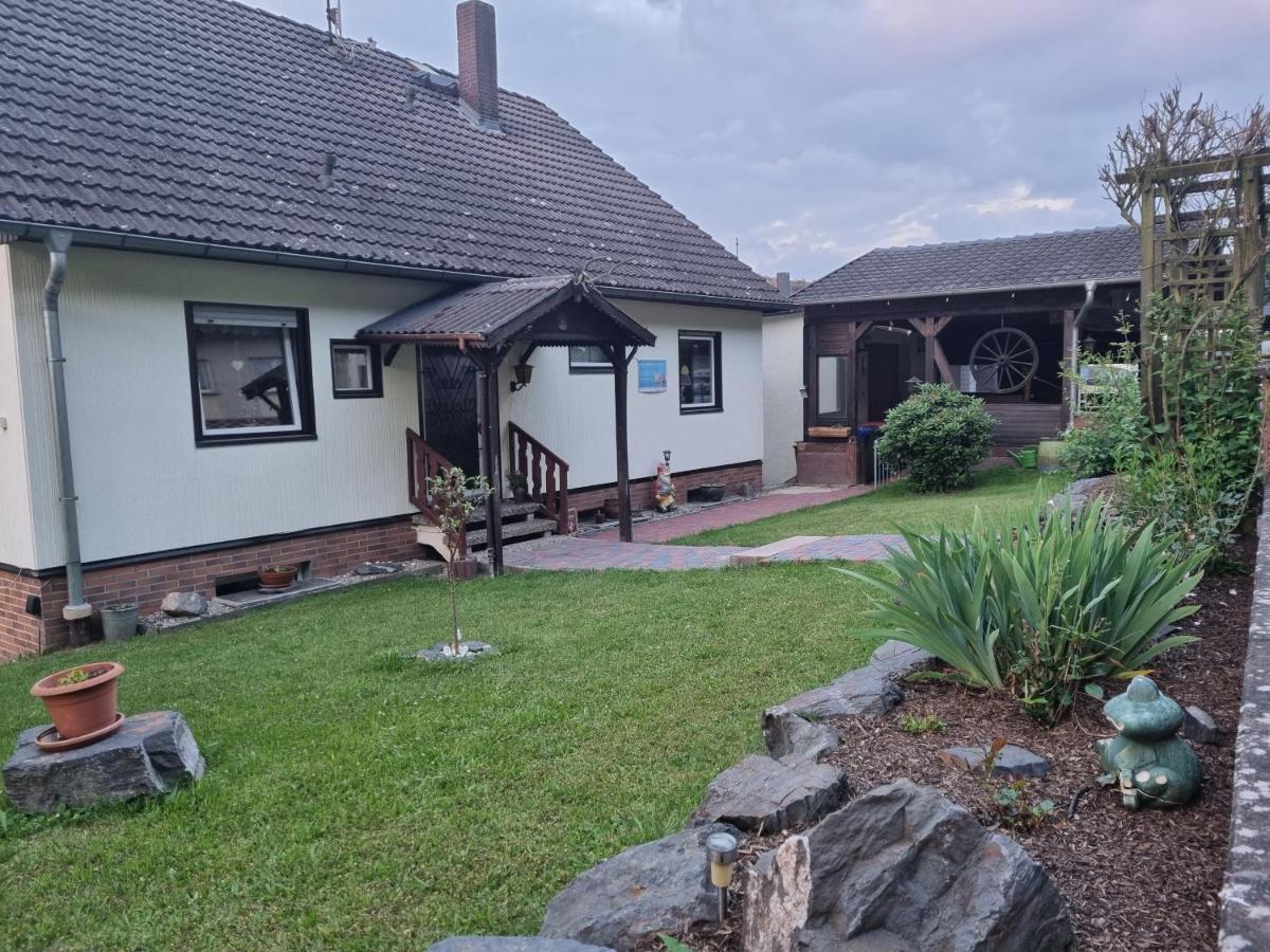 Ferienwohnung Melina Hemfurth-Edersee Екстериор снимка